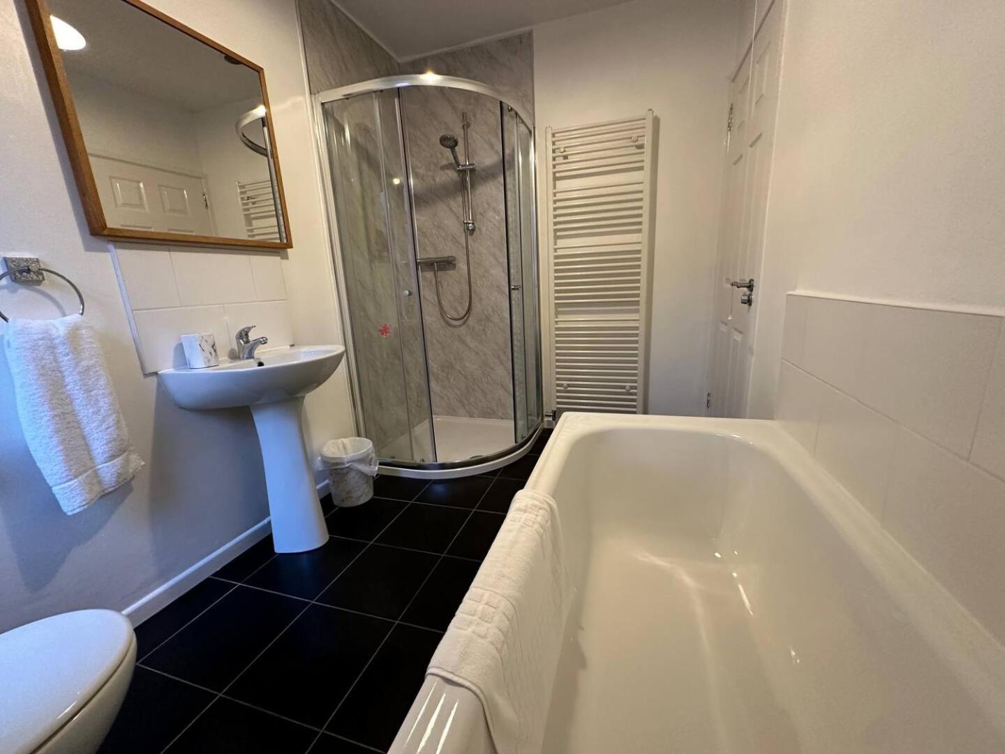 2Br Stylish Ormeau Road House Βίλα Μπέλφαστ Εξωτερικό φωτογραφία