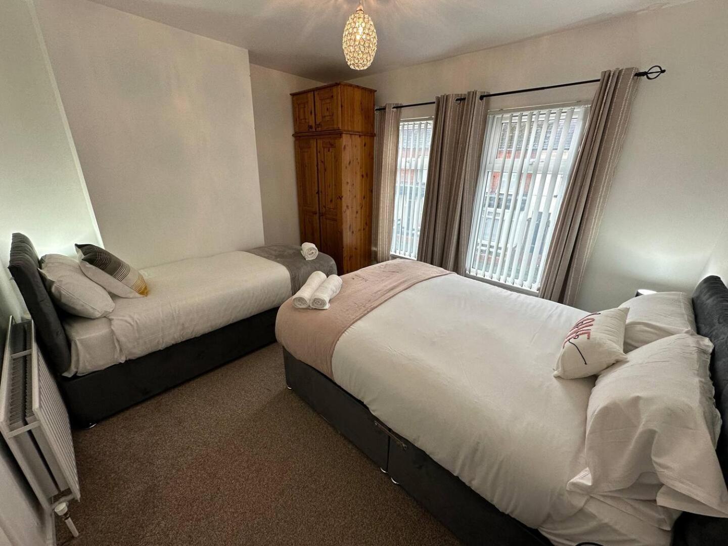 2Br Stylish Ormeau Road House Βίλα Μπέλφαστ Εξωτερικό φωτογραφία